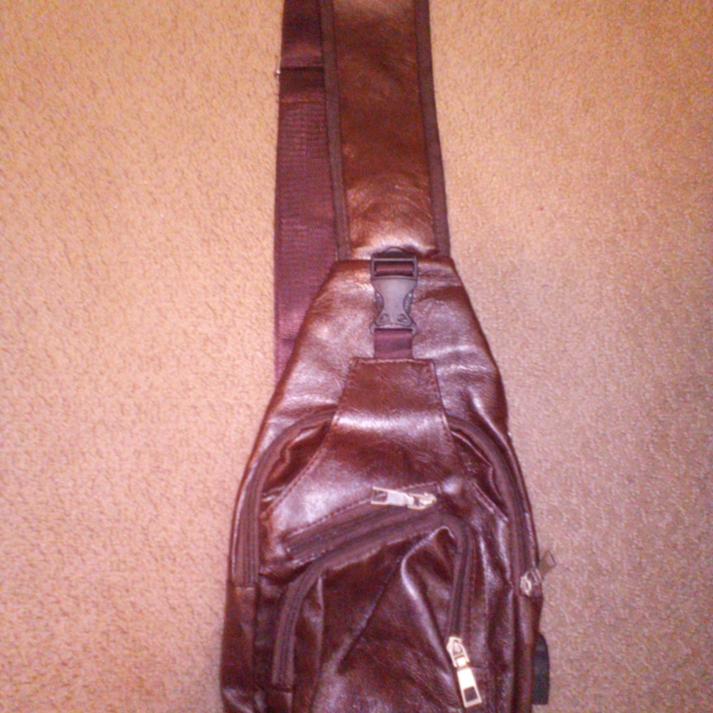 Back pack - Picture 3 of 3